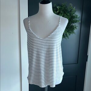 Charlotte Avery L stretchy Striped White and Gray tank Top